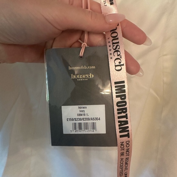 House of CB Adriana IVORY SATIN AND LACE MINI DRESS - Picture 7 of 8